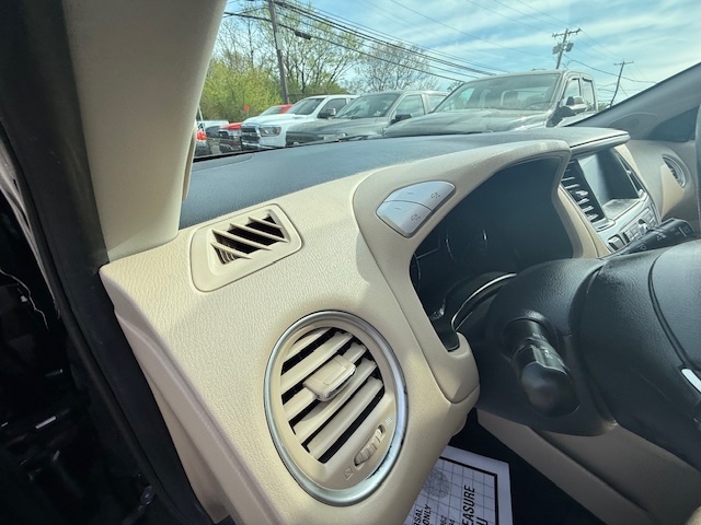 2017 Nissan Pathfinder 4x4 SL, available for sale in Huntington Station, New York | Huntington Auto Mall. Huntington Station, New York 2017 Nissan Pathfinder 4x4 SL, available for sale in Huntington Station, New York | Huntington Auto Mall. Huntington Station, New York