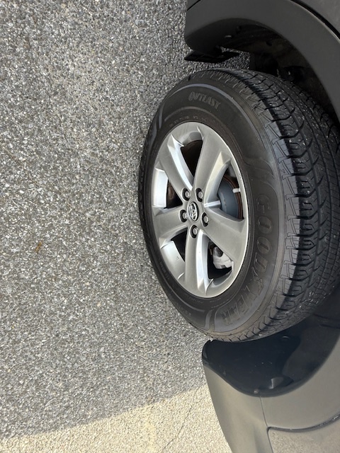 2015 Toyota RAV4 AWD 4dr XLE (Natl), available for sale in Huntington Station, New York | Huntington Auto Mall. Huntington Station, New York 2015 Toyota RAV4 AWD 4dr XLE (Natl), available for sale in Huntington Station, New York | Huntington Auto Mall. Huntington Station, New York