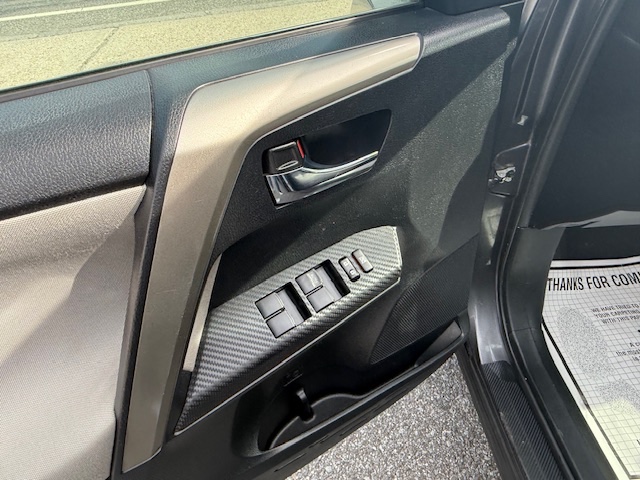 2015 Toyota RAV4 AWD 4dr XLE (Natl), available for sale in Huntington Station, New York | Huntington Auto Mall. Huntington Station, New York 2015 Toyota RAV4 AWD 4dr XLE (Natl), available for sale in Huntington Station, New York | Huntington Auto Mall. Huntington Station, New York