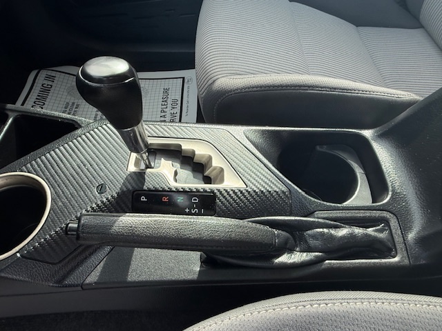2015 Toyota RAV4 AWD 4dr XLE (Natl), available for sale in Huntington Station, New York | Huntington Auto Mall. Huntington Station, New York 2015 Toyota RAV4 AWD 4dr XLE (Natl), available for sale in Huntington Station, New York | Huntington Auto Mall. Huntington Station, New York