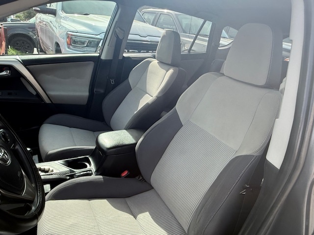 2015 Toyota RAV4 AWD 4dr XLE (Natl), available for sale in Huntington Station, New York | Huntington Auto Mall. Huntington Station, New York 2015 Toyota RAV4 AWD 4dr XLE (Natl), available for sale in Huntington Station, New York | Huntington Auto Mall. Huntington Station, New York