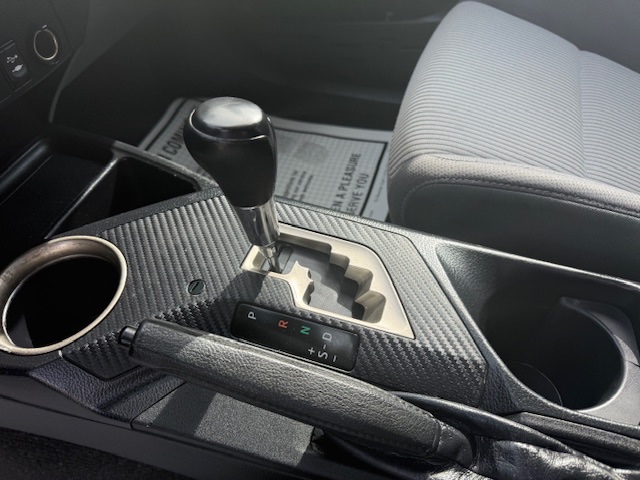 2015 Toyota RAV4 AWD 4dr XLE (Natl), available for sale in Huntington Station, New York | Huntington Auto Mall. Huntington Station, New York 2015 Toyota RAV4 AWD 4dr XLE (Natl), available for sale in Huntington Station, New York | Huntington Auto Mall. Huntington Station, New York