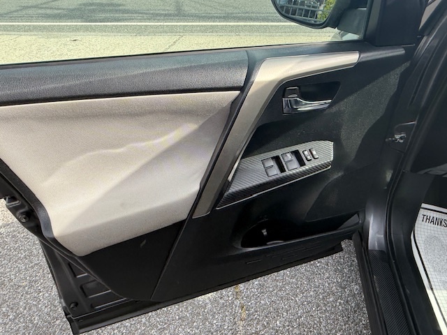 2015 Toyota RAV4 AWD 4dr XLE (Natl), available for sale in Huntington Station, New York | Huntington Auto Mall. Huntington Station, New York 2015 Toyota RAV4 AWD 4dr XLE (Natl), available for sale in Huntington Station, New York | Huntington Auto Mall. Huntington Station, New York