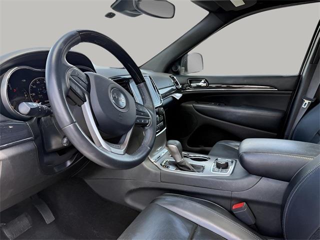 2019 Jeep Grand Cherokee Overland, available for sale in Stratford, Connecticut | Wiz Leasing Inc. Stratford, Connecticut 2019 Jeep Grand Cherokee Overland, available for sale in Stratford, Connecticut | Wiz Leasing Inc. Stratford, Connecticut