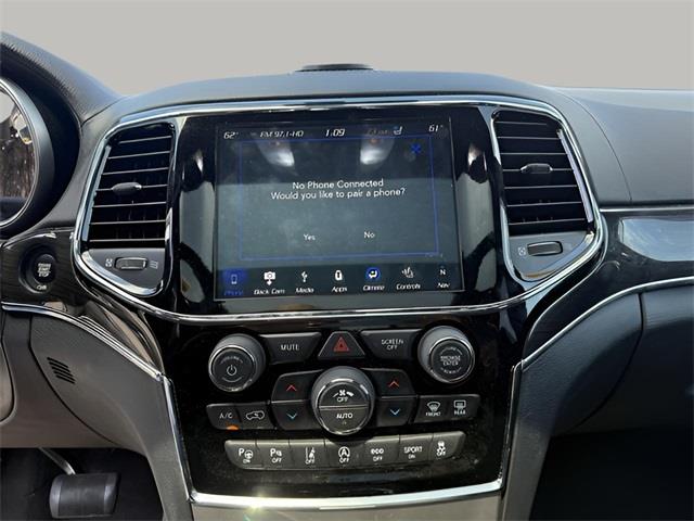 2019 Jeep Grand Cherokee Overland, available for sale in Stratford, Connecticut | Wiz Leasing Inc. Stratford, Connecticut 2019 Jeep Grand Cherokee Overland, available for sale in Stratford, Connecticut | Wiz Leasing Inc. Stratford, Connecticut