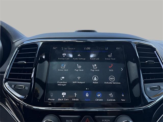 2019 Jeep Grand Cherokee Overland, available for sale in Stratford, Connecticut | Wiz Leasing Inc. Stratford, Connecticut 2019 Jeep Grand Cherokee Overland, available for sale in Stratford, Connecticut | Wiz Leasing Inc. Stratford, Connecticut
