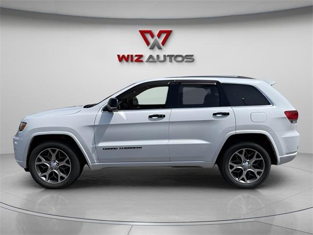 2019 Jeep Grand Cherokee Overland, available for sale in Stratford, Connecticut | Wiz Leasing Inc. Stratford, Connecticut 2019 Jeep Grand Cherokee Overland, available for sale in Stratford, Connecticut | Wiz Leasing Inc. Stratford, Connecticut