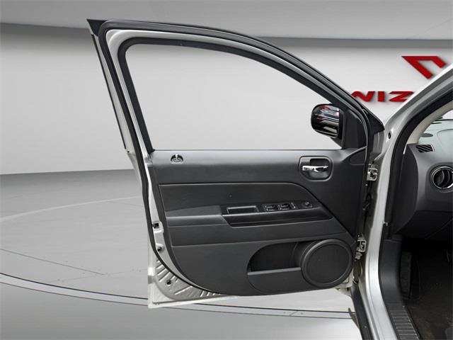 2011 Jeep Compass Base, available for sale in Stratford, Connecticut | Wiz Leasing Inc. Stratford, Connecticut 2011 Jeep Compass Base, available for sale in Stratford, Connecticut | Wiz Leasing Inc. Stratford, Connecticut