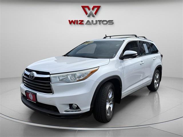 Used 2016 Toyota Highlander in Stratford, Connecticut | Wiz Leasing Inc. Stratford, Connecticut