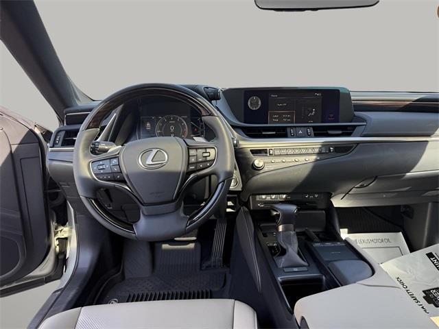 2021 Lexus Es 250, available for sale in Stratford, Connecticut | Wiz Leasing Inc. Stratford, Connecticut 2021 Lexus Es 250, available for sale in Stratford, Connecticut | Wiz Leasing Inc. Stratford, Connecticut