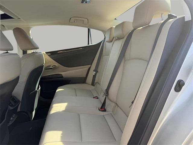 2021 Lexus Es 250, available for sale in Stratford, Connecticut | Wiz Leasing Inc. Stratford, Connecticut 2021 Lexus Es 250, available for sale in Stratford, Connecticut | Wiz Leasing Inc. Stratford, Connecticut