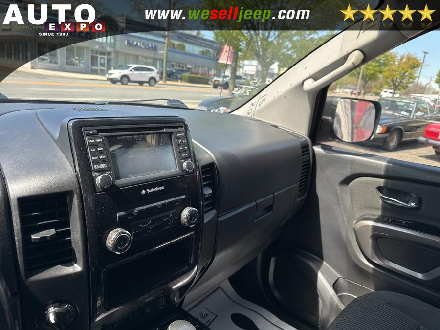 2015 Nissan Titan 4WD Crew Cab SWB SV, available for sale in Huntington, New York | Auto Expo. Huntington, New York 2015 Nissan Titan 4WD Crew Cab SWB SV, available for sale in Huntington, New York | Auto Expo. Huntington, New York