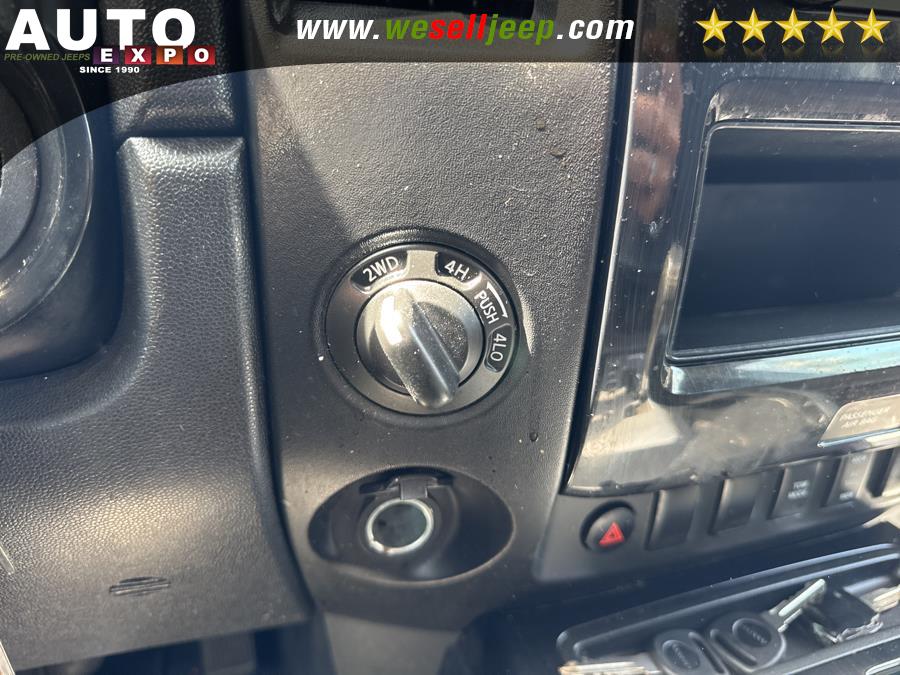 2015 Nissan Titan 4WD Crew Cab SWB SV, available for sale in Huntington, New York | Auto Expo. Huntington, New York 2015 Nissan Titan 4WD Crew Cab SWB SV, available for sale in Huntington, New York | Auto Expo. Huntington, New York