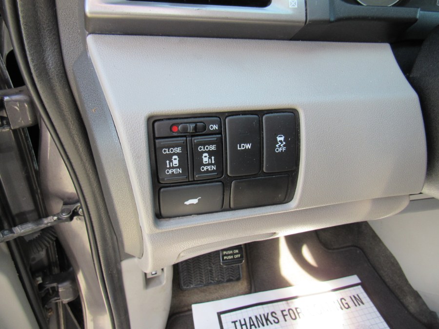 2015 Honda Odyssey EX-L, available for sale in Worcester, Massachusetts | Hilario's Auto Sales Inc.. Worcester, Massachusetts 2015 Honda Odyssey EX-L, available for sale in Worcester, Massachusetts | Hilario's Auto Sales Inc.. Worcester, Massachusetts