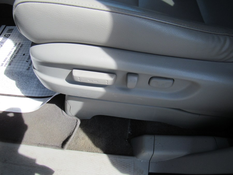 2015 Honda Odyssey EX-L, available for sale in Worcester, Massachusetts | Hilario's Auto Sales Inc.. Worcester, Massachusetts 2015 Honda Odyssey EX-L, available for sale in Worcester, Massachusetts | Hilario's Auto Sales Inc.. Worcester, Massachusetts