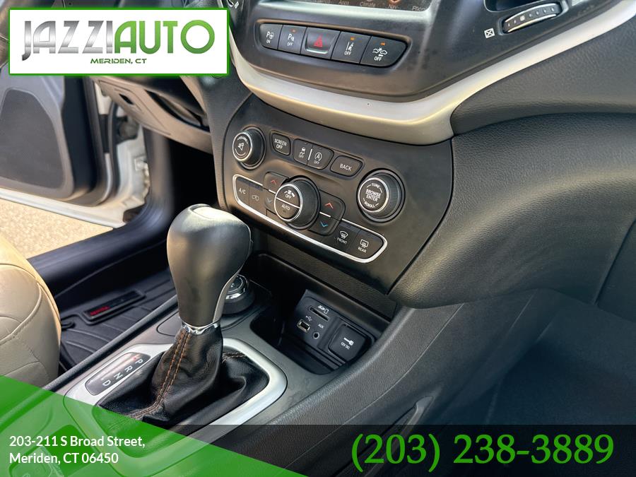 2015 Jeep Cherokee 4WD 4dr Limited, available for sale in Meriden, Connecticut | Jazzi Auto Sales LLC. Meriden, Connecticut 2015 Jeep Cherokee 4WD 4dr Limited, available for sale in Meriden, Connecticut | Jazzi Auto Sales LLC. Meriden, Connecticut
