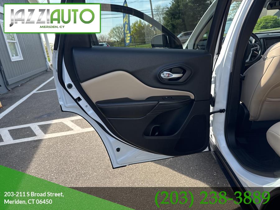2015 Jeep Cherokee 4WD 4dr Limited, available for sale in Meriden, Connecticut | Jazzi Auto Sales LLC. Meriden, Connecticut 2015 Jeep Cherokee 4WD 4dr Limited, available for sale in Meriden, Connecticut | Jazzi Auto Sales LLC. Meriden, Connecticut