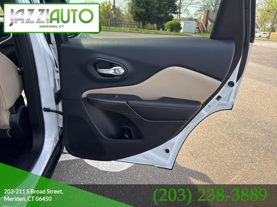 2015 Jeep Cherokee 4WD 4dr Limited, available for sale in Meriden, Connecticut | Jazzi Auto Sales LLC. Meriden, Connecticut 2015 Jeep Cherokee 4WD 4dr Limited, available for sale in Meriden, Connecticut | Jazzi Auto Sales LLC. Meriden, Connecticut