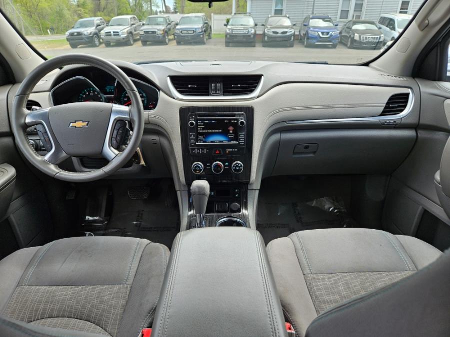 2016 Chevrolet Traverse AWD 4dr LT w/1LT, available for sale in East Windsor, Connecticut | Toro Auto. East Windsor, Connecticut 2016 Chevrolet Traverse AWD 4dr LT w/1LT, available for sale in East Windsor, Connecticut | Toro Auto. East Windsor, Connecticut