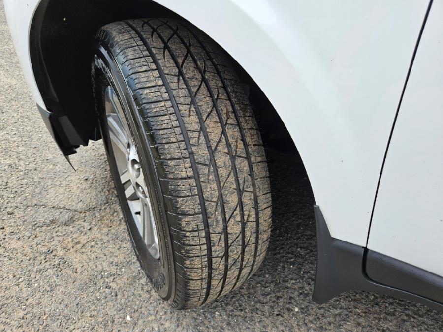 2016 Chevrolet Traverse AWD 4dr LT w/1LT, available for sale in East Windsor, Connecticut | Toro Auto. East Windsor, Connecticut 2016 Chevrolet Traverse AWD 4dr LT w/1LT, available for sale in East Windsor, Connecticut | Toro Auto. East Windsor, Connecticut