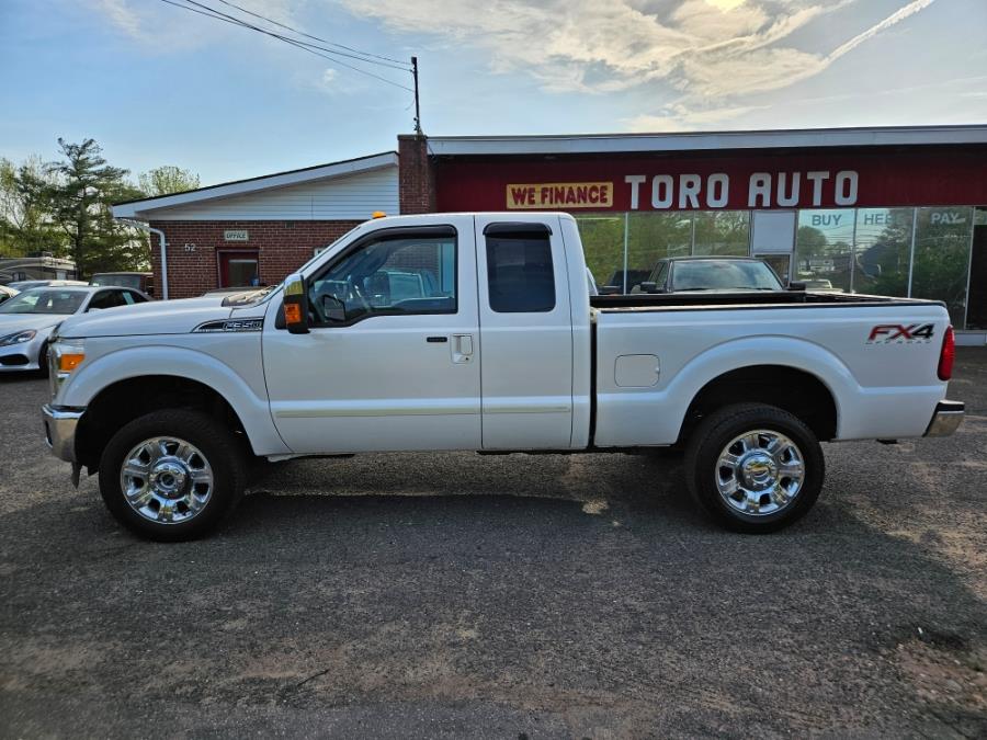 2016 Ford Super Duty F-350 SRW Lariat 4WD Super Cab, available for sale in East Windsor, Connecticut | Toro Auto. East Windsor, Connecticut 2016 Ford Super Duty F-350 SRW Lariat 4WD Super Cab, available for sale in East Windsor, Connecticut | Toro Auto. East Windsor, Connecticut