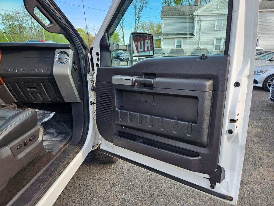 2016 Ford Super Duty F-350 SRW Lariat 4WD Super Cab, available for sale in East Windsor, Connecticut | Toro Auto. East Windsor, Connecticut 2016 Ford Super Duty F-350 SRW Lariat 4WD Super Cab, available for sale in East Windsor, Connecticut | Toro Auto. East Windsor, Connecticut