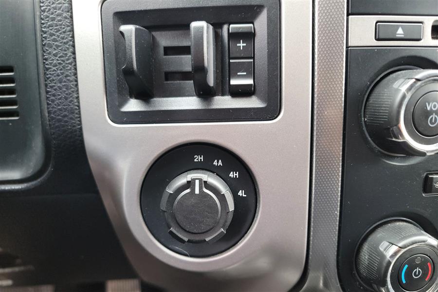 2017 Ford Expedition XLT 4x4, available for sale in Lindenhurst, New York | Power Motor Group. Lindenhurst, New York 2017 Ford Expedition XLT 4x4, available for sale in Lindenhurst, New York | Power Motor Group. Lindenhurst, New York
