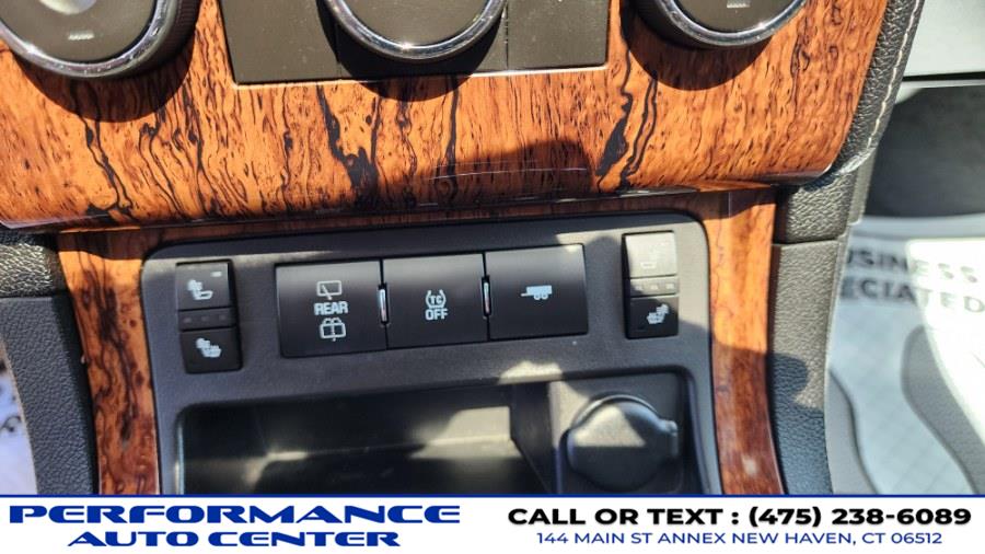 2013 Chevrolet Traverse FWD 4dr LT w/1LT, available for sale in New Haven, Connecticut | Performance Auto Sales LLC. New Haven, Connecticut 2013 Chevrolet Traverse FWD 4dr LT w/1LT, available for sale in New Haven, Connecticut | Performance Auto Sales LLC. New Haven, Connecticut