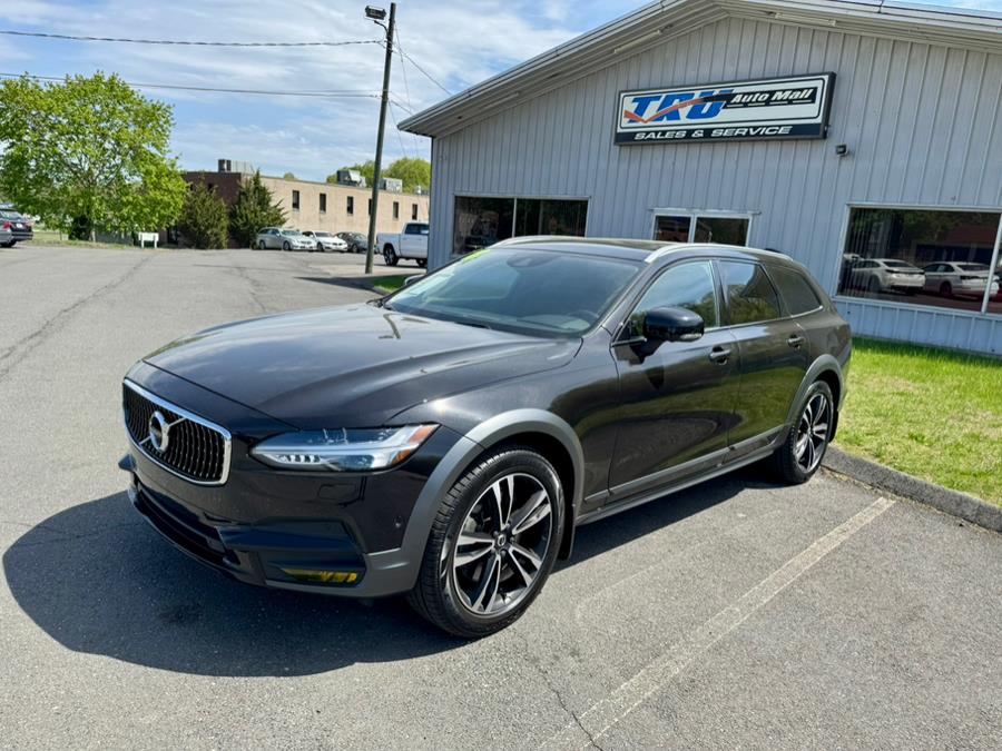 Used 2018 Volvo V90 Cross Country in Berlin, Connecticut | Tru Auto Mall. Berlin, Connecticut