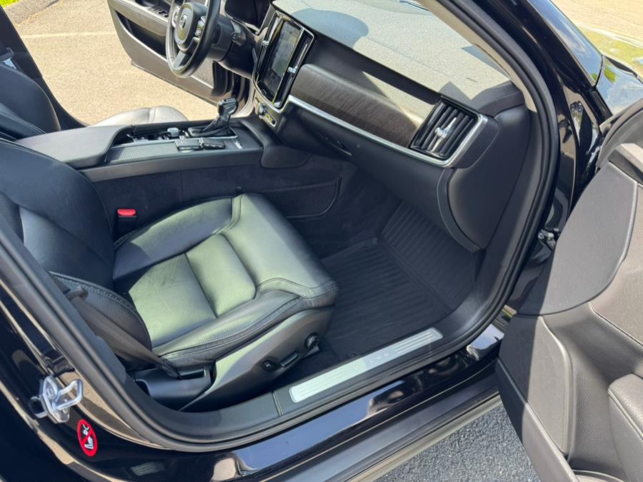 2018 Volvo V90 Cross Country T5 AWD, available for sale in Berlin, Connecticut | Tru Auto Mall. Berlin, Connecticut 2018 Volvo V90 Cross Country T5 AWD, available for sale in Berlin, Connecticut | Tru Auto Mall. Berlin, Connecticut