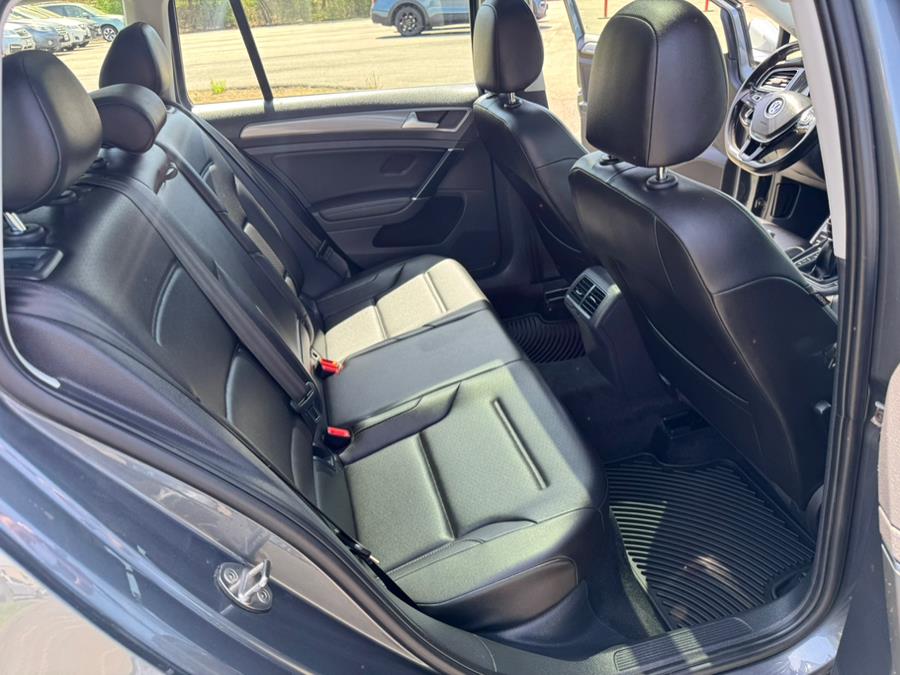 2018 Volkswagen Golf Alltrack 1.8T SE Manual, available for sale in Berlin, Connecticut | Tru Auto Mall. Berlin, Connecticut 2018 Volkswagen Golf Alltrack 1.8T SE Manual, available for sale in Berlin, Connecticut | Tru Auto Mall. Berlin, Connecticut