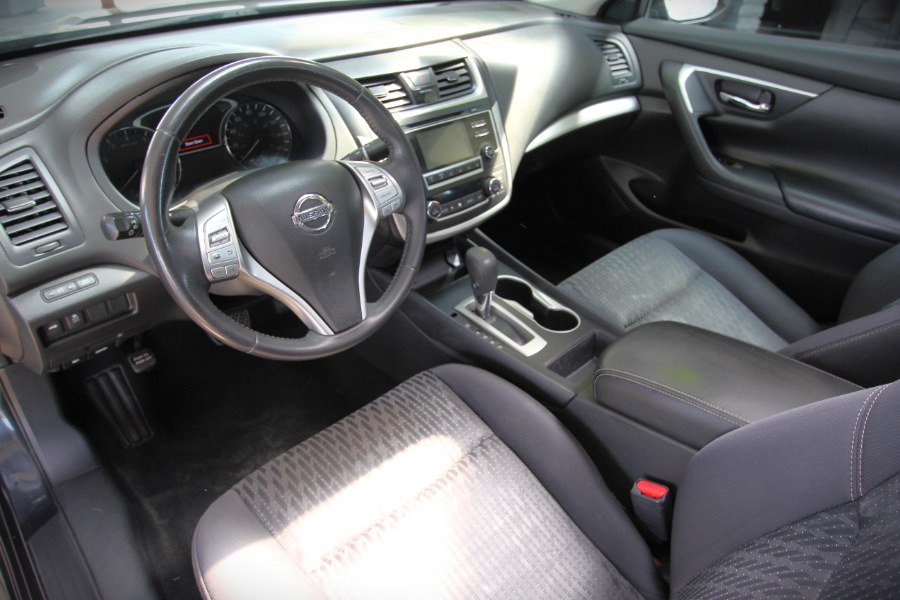 2016 Nissan Altima 4dr Sdn I4 2.5, available for sale in Garden Grove, California | 1 Stop Auto Mart Inc.. Garden Grove, California 2016 Nissan Altima 4dr Sdn I4 2.5, available for sale in Garden Grove, California | 1 Stop Auto Mart Inc.. Garden Grove, California