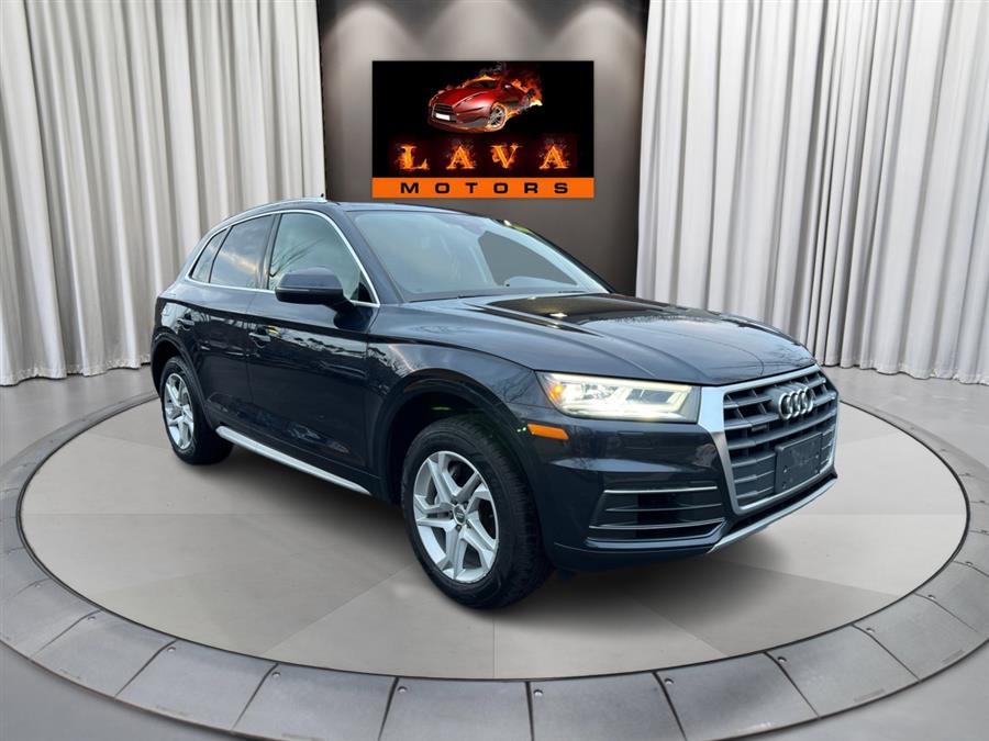 Used 2018 Audi Q5 in Canton, Connecticut | Lava Motors. Canton, Connecticut