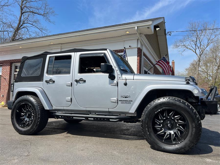 2013 Jeep Wrangler Unlimited 4WD 4dr Sahara, available for sale in Canton, Connecticut | Lava Motors. Canton, Connecticut 2013 Jeep Wrangler Unlimited 4WD 4dr Sahara, available for sale in Canton, Connecticut | Lava Motors. Canton, Connecticut