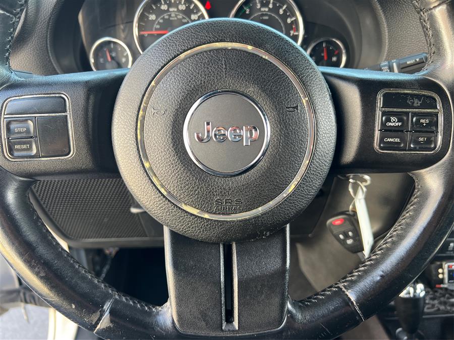 2013 Jeep Wrangler Unlimited 4WD 4dr Sahara, available for sale in Canton, Connecticut | Lava Motors. Canton, Connecticut 2013 Jeep Wrangler Unlimited 4WD 4dr Sahara, available for sale in Canton, Connecticut | Lava Motors. Canton, Connecticut