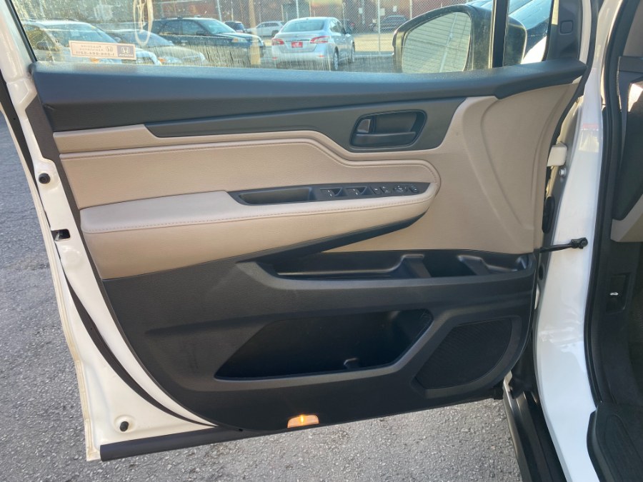 2019 Honda Odyssey EX Auto, available for sale in Paterson, New Jersey | DZ Automall. Paterson, New Jersey 2019 Honda Odyssey EX Auto, available for sale in Paterson, New Jersey | DZ Automall. Paterson, New Jersey