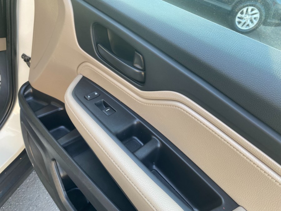 2019 Honda Odyssey EX Auto, available for sale in Paterson, New Jersey | DZ Automall. Paterson, New Jersey 2019 Honda Odyssey EX Auto, available for sale in Paterson, New Jersey | DZ Automall. Paterson, New Jersey