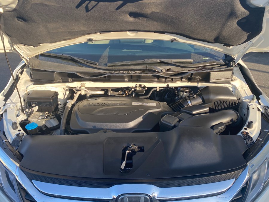 2019 Honda Odyssey EX Auto, available for sale in Paterson, New Jersey | DZ Automall. Paterson, New Jersey 2019 Honda Odyssey EX Auto, available for sale in Paterson, New Jersey | DZ Automall. Paterson, New Jersey