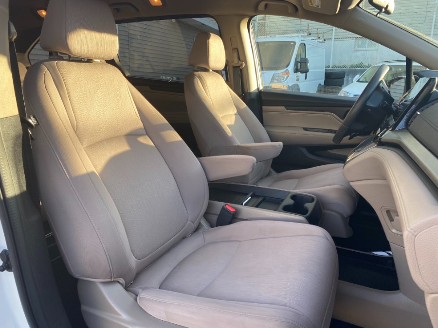 2019 Honda Odyssey EX Auto, available for sale in Paterson, New Jersey | DZ Automall. Paterson, New Jersey 2019 Honda Odyssey EX Auto, available for sale in Paterson, New Jersey | DZ Automall. Paterson, New Jersey