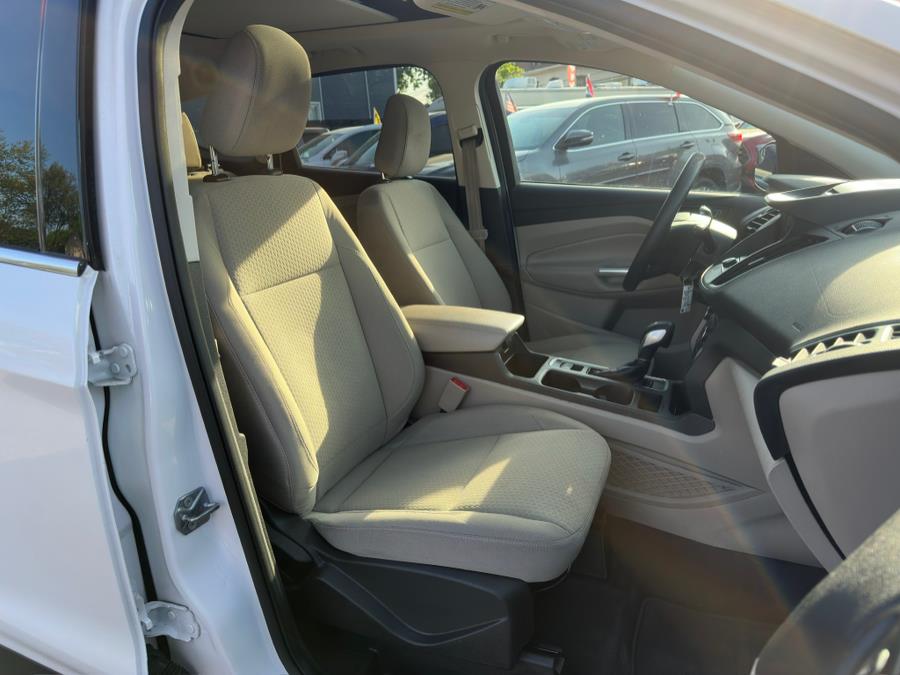 2018 Ford Escape SE 4WD, available for sale in Irvington , New Jersey | Auto Haus of Irvington Corp. Irvington , New Jersey 2018 Ford Escape SE 4WD, available for sale in Irvington , New Jersey | Auto Haus of Irvington Corp. Irvington , New Jersey