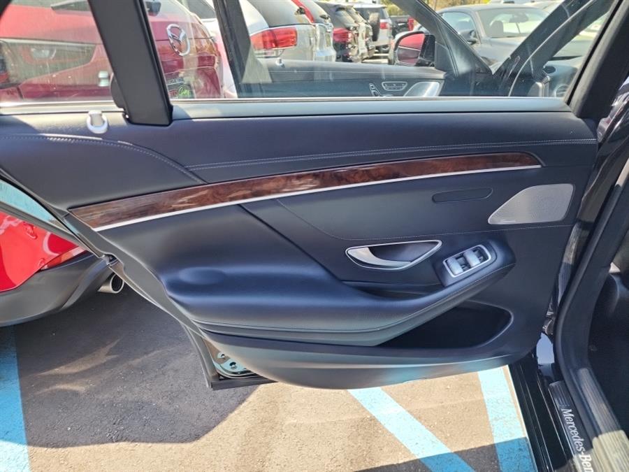 2015 Mercedes-Benz S-Class 4dr Sdn S 550 4MATIC, available for sale in Islip, New York | L.I. Auto Gallery. Islip, New York 2015 Mercedes-Benz S-Class 4dr Sdn S 550 4MATIC, available for sale in Islip, New York | L.I. Auto Gallery. Islip, New York