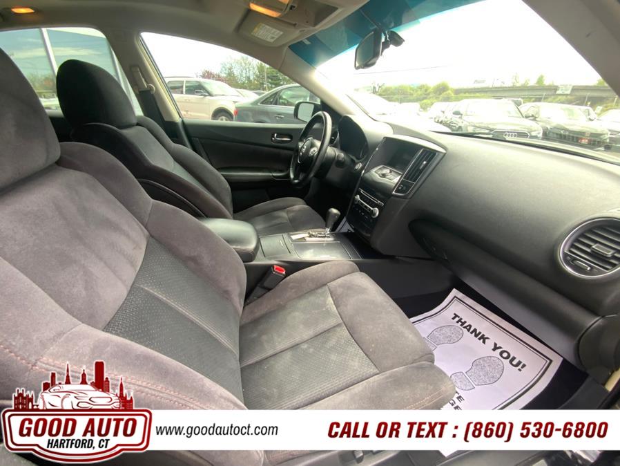 2014 Nissan Maxima 4dr Sdn 3.5 SV w/Premium Pkg, available for sale in Hartford, Connecticut | Good Auto LLC. Hartford, Connecticut 2014 Nissan Maxima 4dr Sdn 3.5 SV w/Premium Pkg, available for sale in Hartford, Connecticut | Good Auto LLC. Hartford, Connecticut