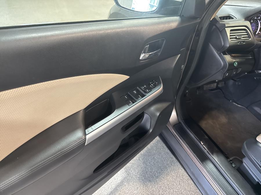 2015 Honda CR-V AWD 5dr EX-L w/Navi, available for sale in Pittsfield, Maine | Maine Central Motors. Pittsfield, Maine 2015 Honda CR-V AWD 5dr EX-L w/Navi, available for sale in Pittsfield, Maine | Maine Central Motors. Pittsfield, Maine