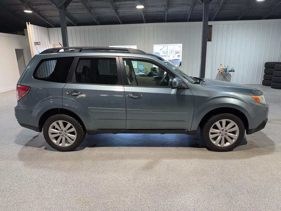 2013 Subaru Forester 4dr Auto 2.5X Premium, available for sale in Pittsfield, Maine | Maine Central Motors. Pittsfield, Maine 2013 Subaru Forester 4dr Auto 2.5X Premium, available for sale in Pittsfield, Maine | Maine Central Motors. Pittsfield, Maine