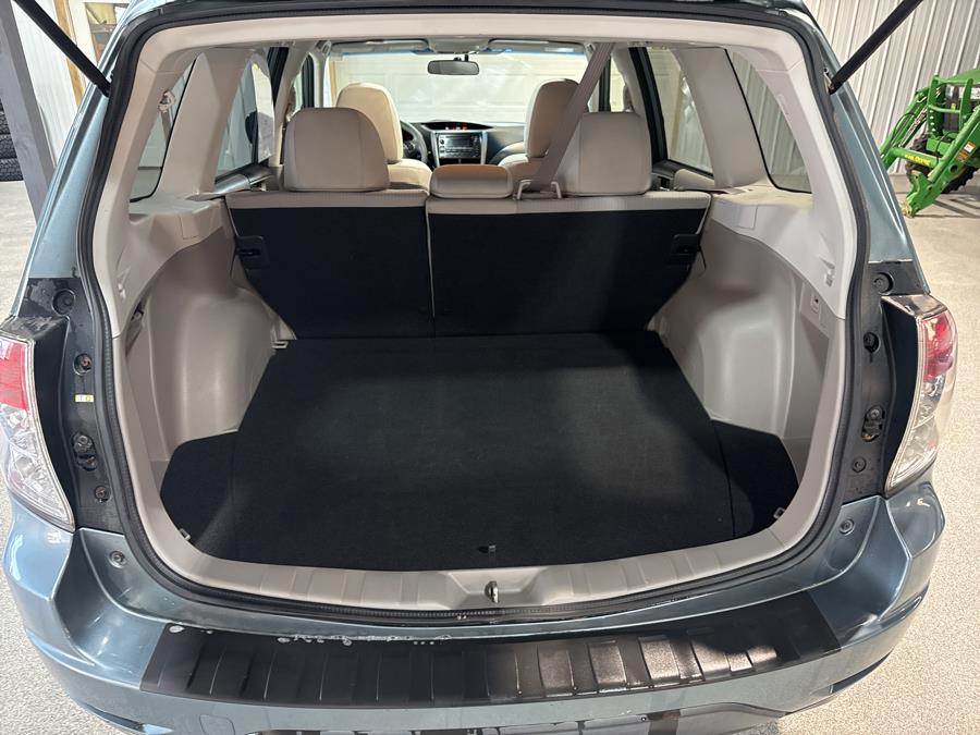 2013 Subaru Forester 4dr Auto 2.5X Premium, available for sale in Pittsfield, Maine | Maine Central Motors. Pittsfield, Maine 2013 Subaru Forester 4dr Auto 2.5X Premium, available for sale in Pittsfield, Maine | Maine Central Motors. Pittsfield, Maine