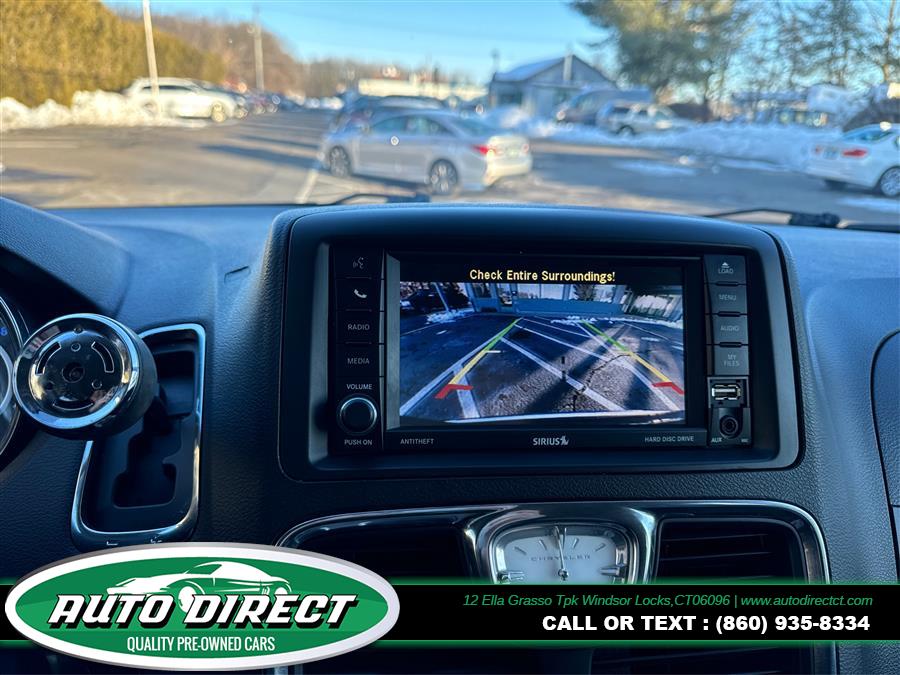 2016 Chrysler Town & Country 4dr Wgn Touring w/Leather, available for sale in Windsor Locks, Connecticut | Auto Direct LLC. Windsor Locks, Connecticut 2016 Chrysler Town & Country 4dr Wgn Touring w/Leather, available for sale in Windsor Locks, Connecticut | Auto Direct LLC. Windsor Locks, Connecticut