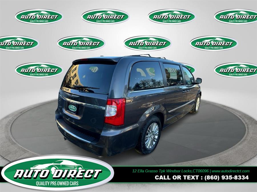2016 Chrysler Town & Country 4dr Wgn Touring w/Leather, available for sale in Windsor Locks, Connecticut | Auto Direct LLC. Windsor Locks, Connecticut 2016 Chrysler Town & Country 4dr Wgn Touring w/Leather, available for sale in Windsor Locks, Connecticut | Auto Direct LLC. Windsor Locks, Connecticut
