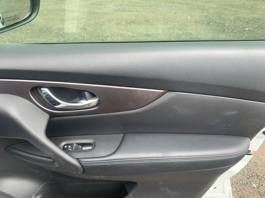 2016 Nissan Rogue AWD 4dr SV, available for sale in Vernon Rockville, Connecticut | Vernon Motor Cars. Vernon Rockville, Connecticut 2016 Nissan Rogue AWD 4dr SV, available for sale in Vernon Rockville, Connecticut | Vernon Motor Cars. Vernon Rockville, Connecticut