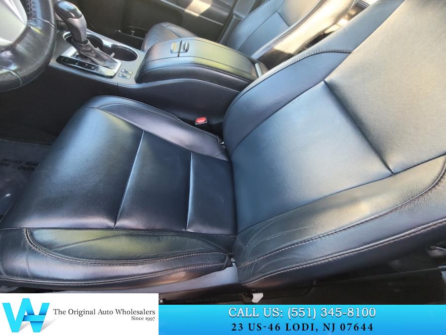 2015 Toyota Highlander AWD 4dr V6 XLE (Natl), available for sale in Lodi, New Jersey | AW Auto & Truck Wholesalers, Inc. Lodi, New Jersey 2015 Toyota Highlander AWD 4dr V6 XLE (Natl), available for sale in Lodi, New Jersey | AW Auto & Truck Wholesalers, Inc. Lodi, New Jersey