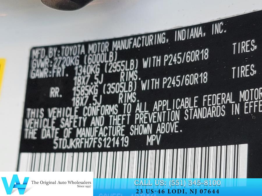 2015 Toyota Highlander AWD 4dr V6 XLE (Natl), available for sale in Lodi, New Jersey | AW Auto & Truck Wholesalers, Inc. Lodi, New Jersey 2015 Toyota Highlander AWD 4dr V6 XLE (Natl), available for sale in Lodi, New Jersey | AW Auto & Truck Wholesalers, Inc. Lodi, New Jersey